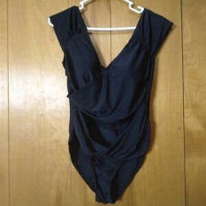 Meet Curve Women's Large Black One Piece Bathing Suit V-Neck Beach Travel